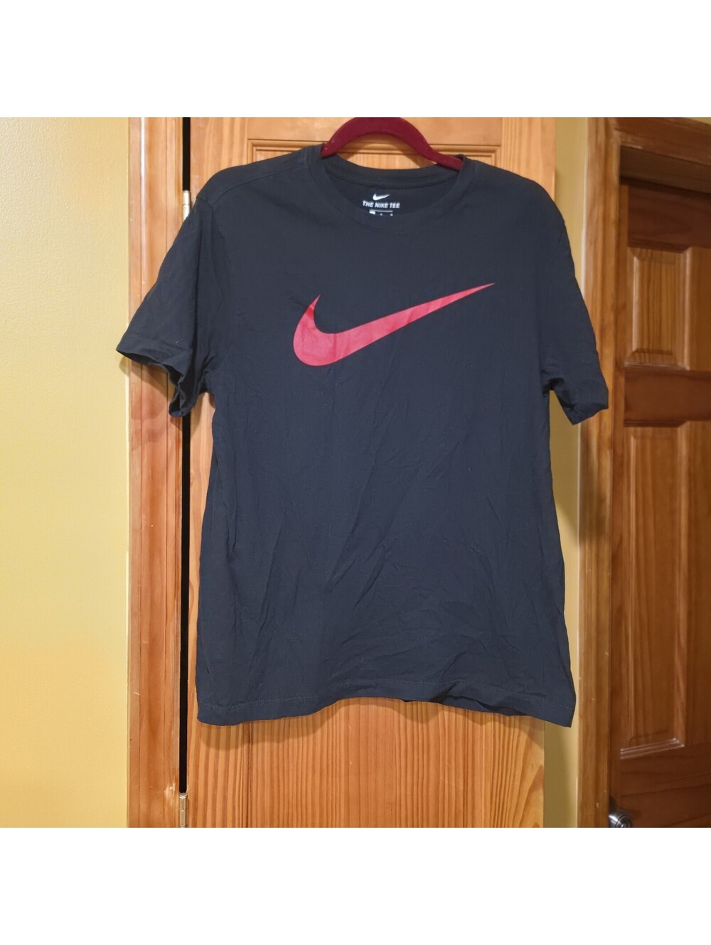 The Nike Tee Mens Size Medium Black Shirt Red Swoosh